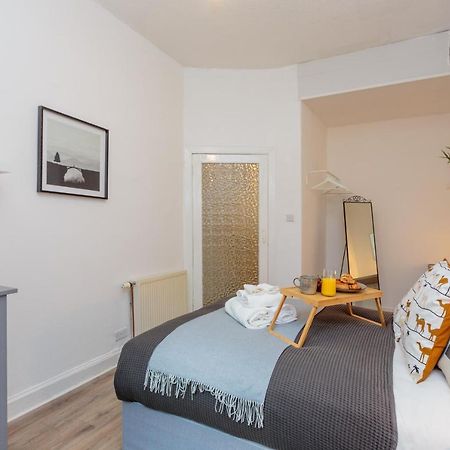 Stylish Apartment At The Edge Of Meadows Park Edinburgh Eksteriør billede